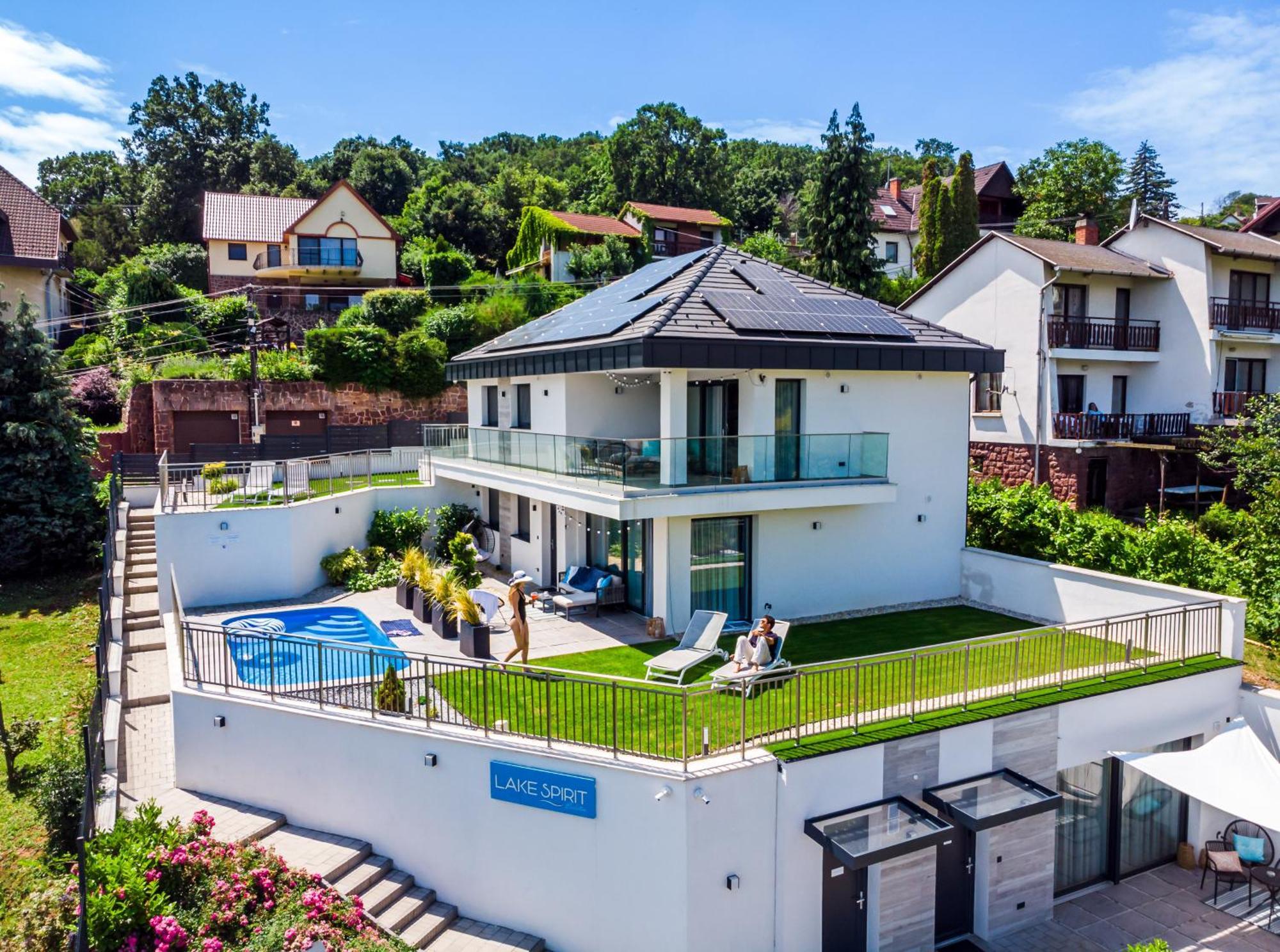 Lake Spirit Boutique Apartments Balatonalmádi Extérieur photo