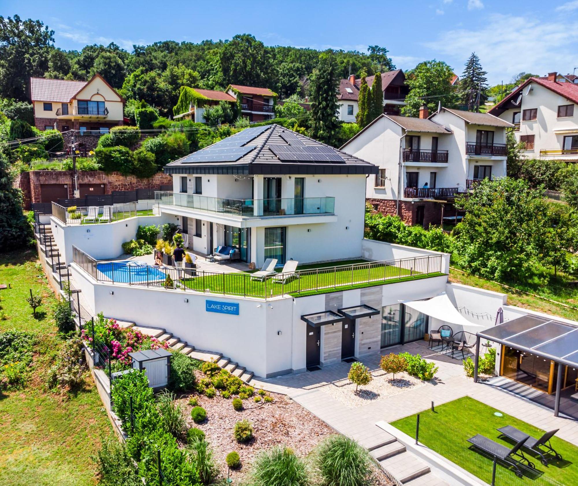 Lake Spirit Boutique Apartments Balatonalmádi Extérieur photo